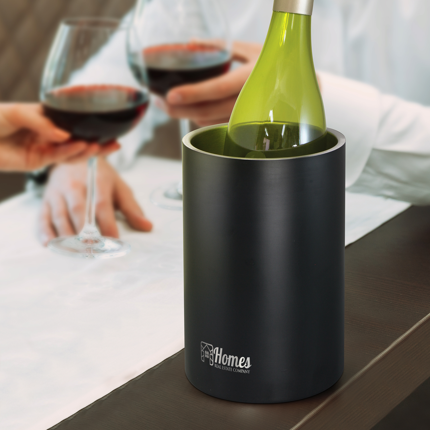 Bacchus Vacuum Wine Cooler Features